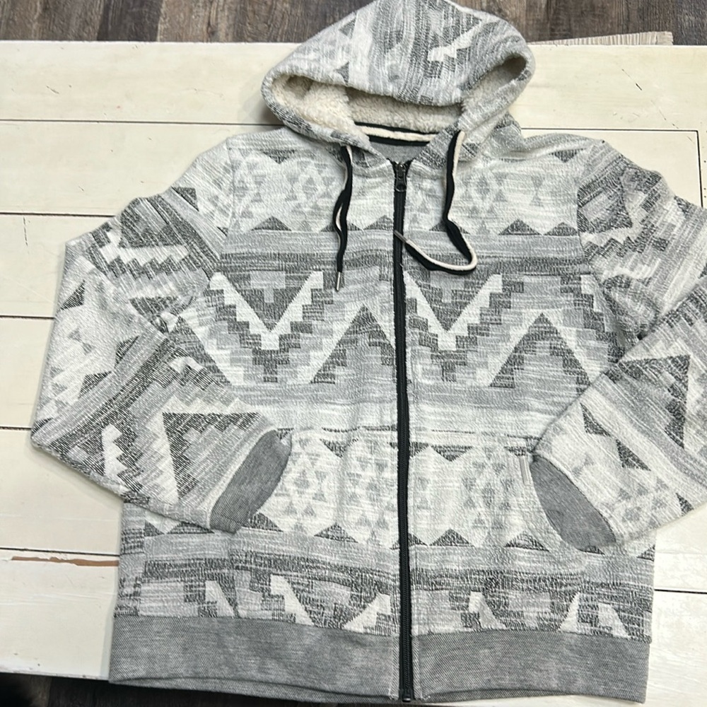 Soho threads zip up hoodie sweatshirt/ L.